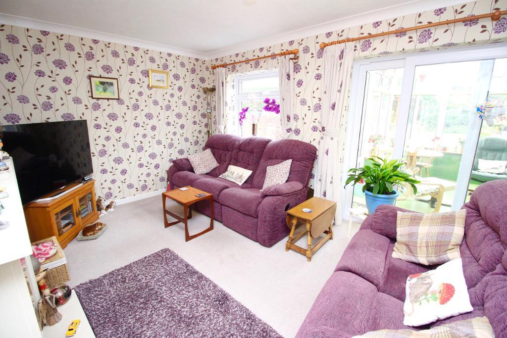 4 Bedroom Detached For Sale in Meadow Way, Stone, Staffordshire, ST15