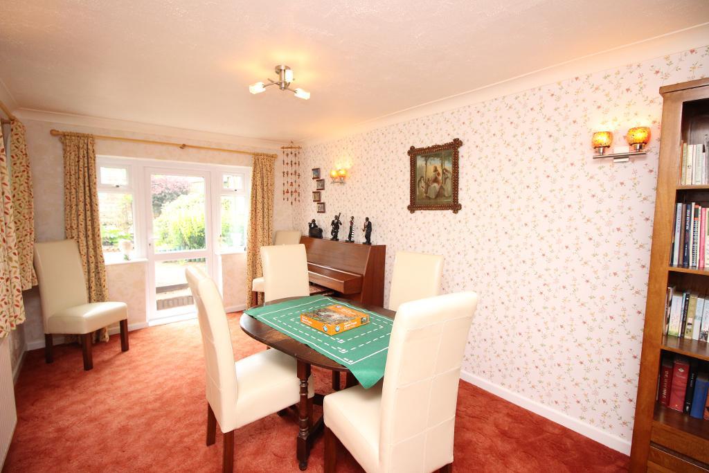 4 Bedroom Detached For Sale in Meadow Way, Stone, Staffordshire, ST15