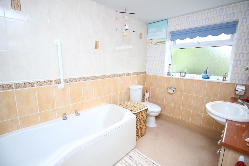 4 Bedroom Detached For Sale in Meadow Way, Stone, Staffordshire, ST15