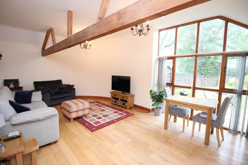 2 Bedroom Barn Conversion For Sale In Friesian Court Barlaston
