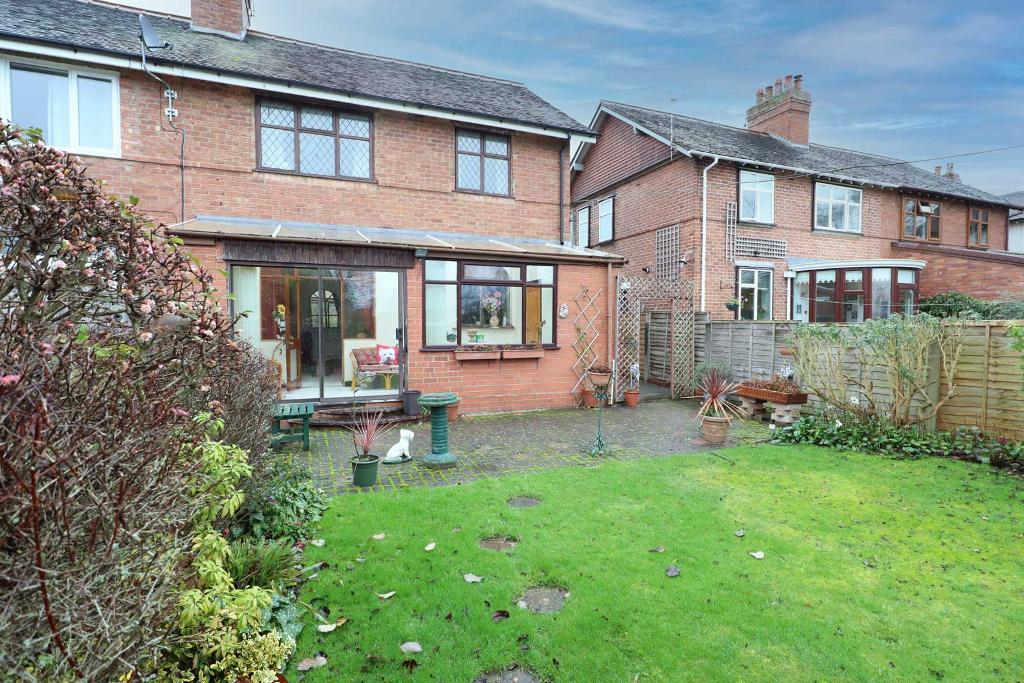 3 Bedroom SemiDetached For Sale in Lichfield Road, Stone