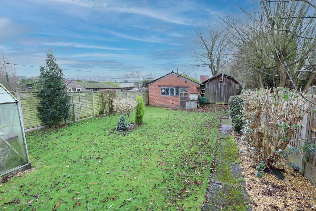 3 Bedroom SemiDetached For Sale in Lichfield Road, Stone