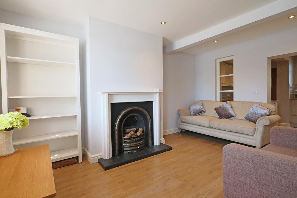 2 Bedroom Terraced For Sale in Stone Road, Eccleshall, Staffordshire