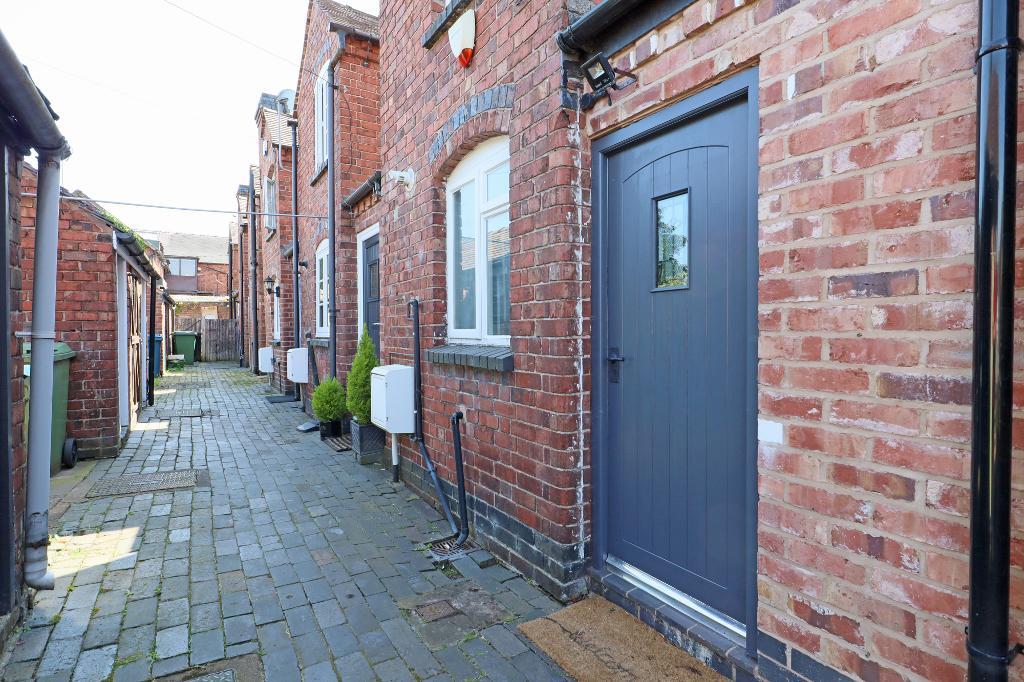 2 Bedroom Terraced For Sale in Stone Road, Eccleshall, Staffordshire