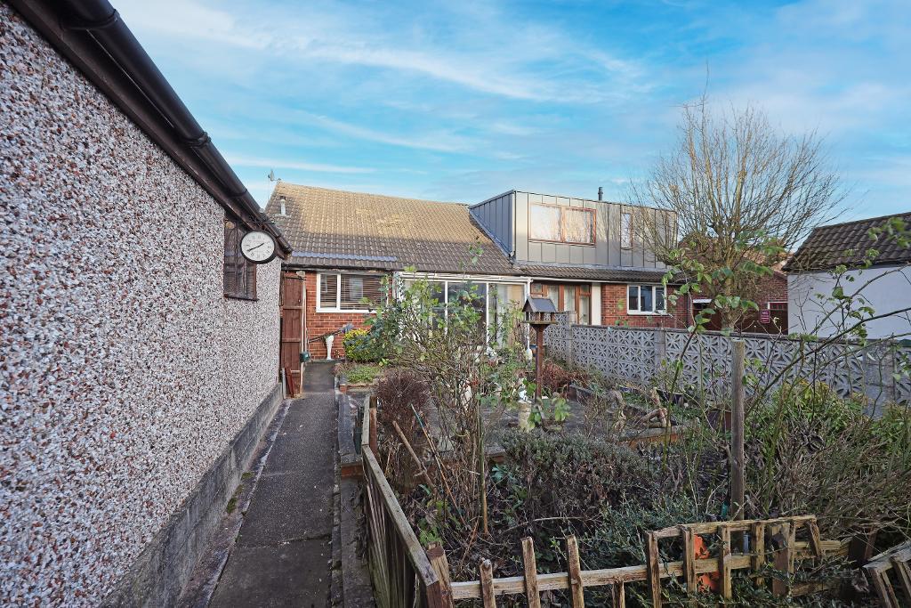 3 Bedroom SemiDetached For Sale in Mount Avenue, Stone, Staffordshire