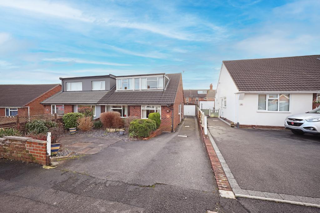 3 Bedroom SemiDetached For Sale in Mount Avenue, Stone, Staffordshire