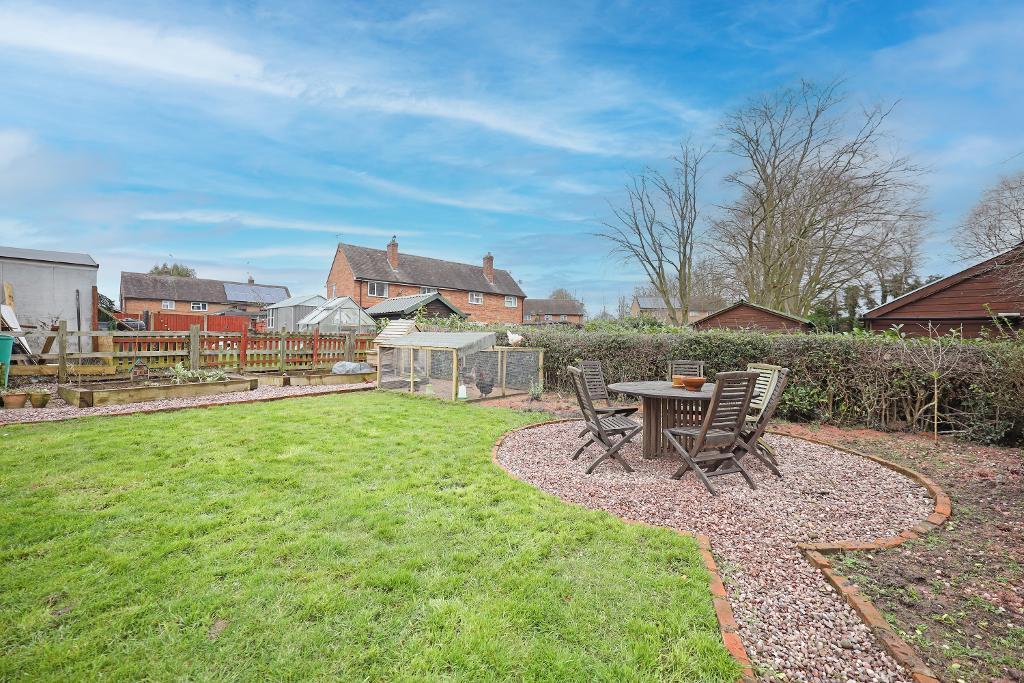 3 Bedroom SemiDetached For Sale in Northlands, Woore, Staffs, CW3 9SH
